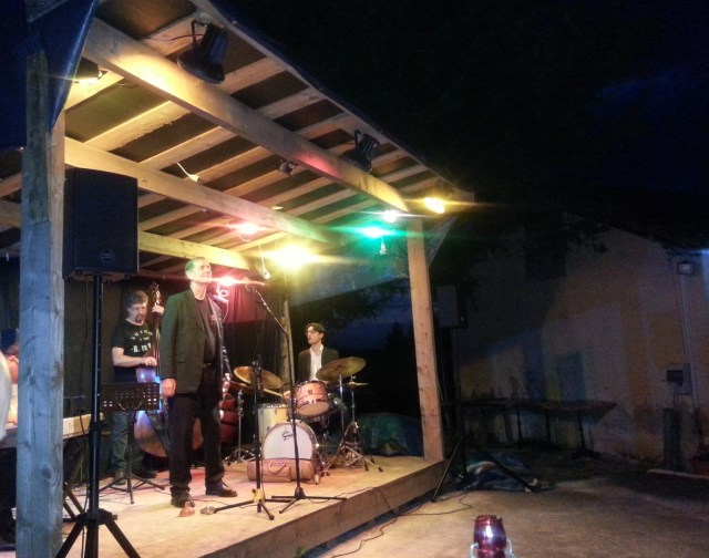 Open-air jazz evening at the back of a bar - France (c) Sherri Matthews 2014